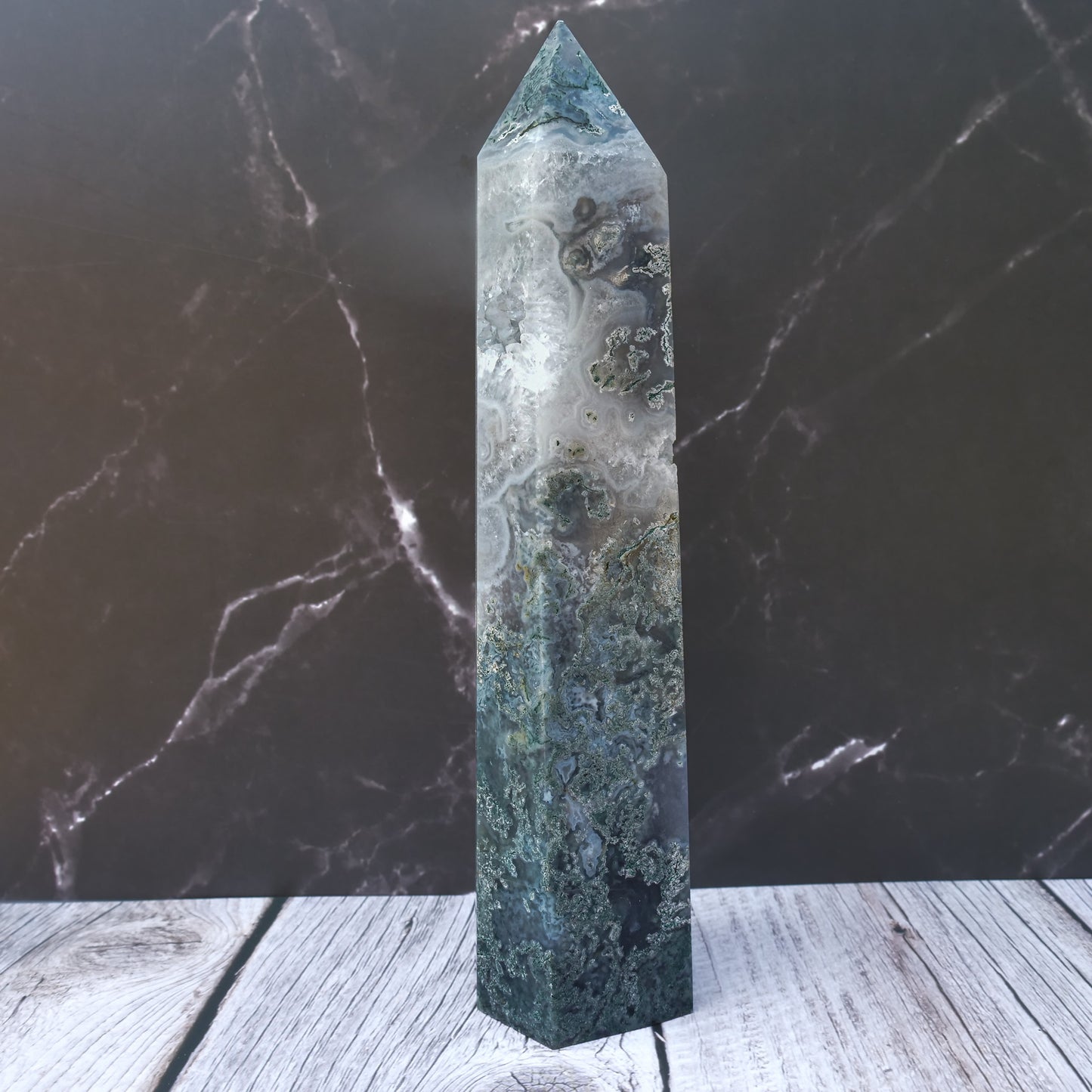 Moss Agate Tower w Druzy Inclusions 8.75in