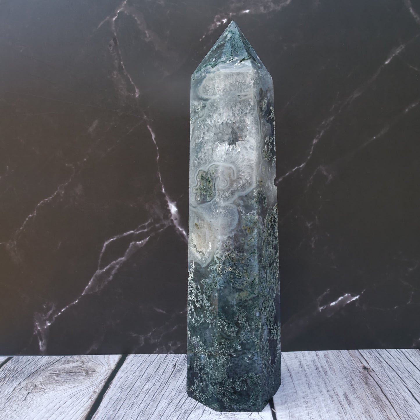Moss Agate Tower w Druzy Inclusions 8.75in
