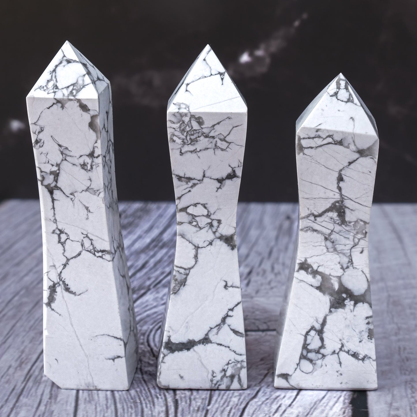 Howlite Tower (2.25-2.75in)