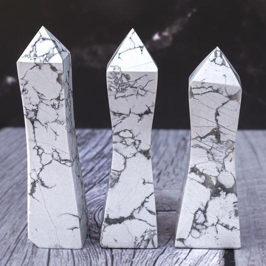 Howlite Tower (2.25-2.75in)